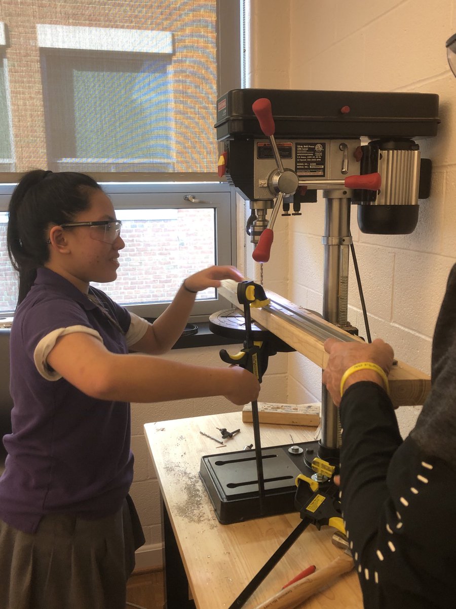 simonschooling's tweet image. Lots is happening with @team6584 in the engineering lab! They’ve been busy for the past few weeks but I love watching the pieces coming together. #EmpoweredGirls #FIRST #AHCScience #morethanjustrobots