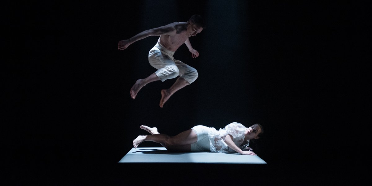 Review – BRINK and THE HERE TRIO – negotiation 101 and a study of connected space (@MaidenVoyageNI Dance and @LizRocheCompany at @TheMACBelfast until Sat 8 Feb)

“... like an apocryphal vision of a sweaty Johnson and Barnier ...” 

alaninbelfast.blogspot.com/2020/02/brink-…