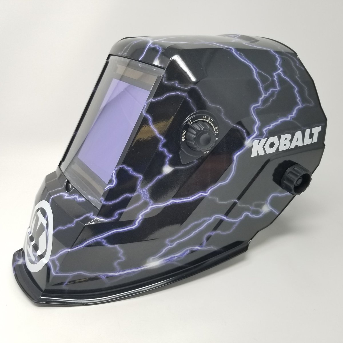 TopGunPawn's tweet image. 👨🏼‍🏭 Additional UL listed welding torch by #FlameTech ($29.99). #Kobalt auto darkening variable shade Welding Helmet in hydrographic ⚡ lightening design ($99.99), model WH-801. 😎👍 #welding #torchlife #DIY #fabrication #metalworks #weldernation
•
#dirtyhandscleanmoney 👏🏽💵