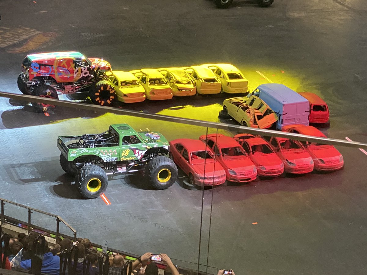 sharonferguson2's tweet photo. Monster trucks live 😍 https://t.co/D92LoXYvit