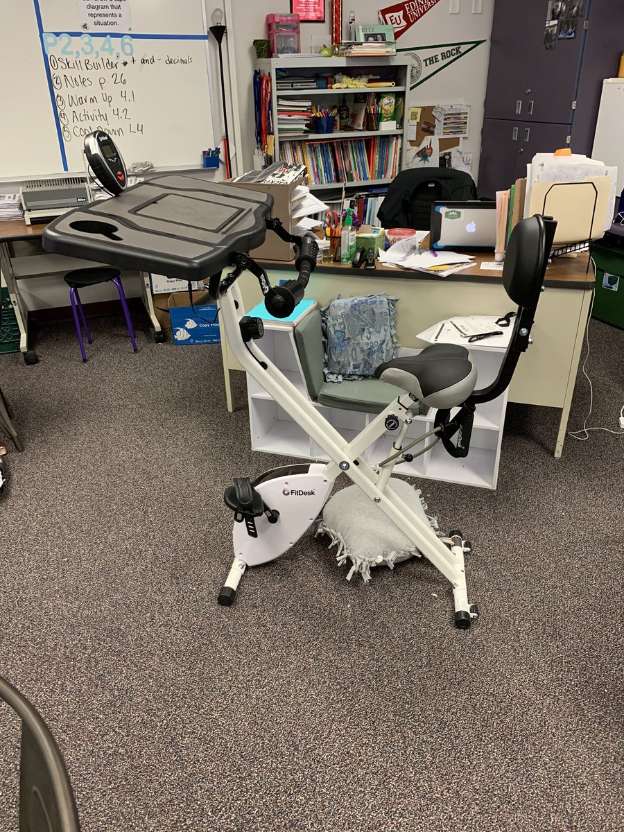 TheMrsRandolph's tweet photo. New desk arrived today ๐๐ Can't wait to ditch the big desk and use this during my planning period! #workoutwhileyouwork #ditchtheteacherdesk https://t.co/kScdj84GBd