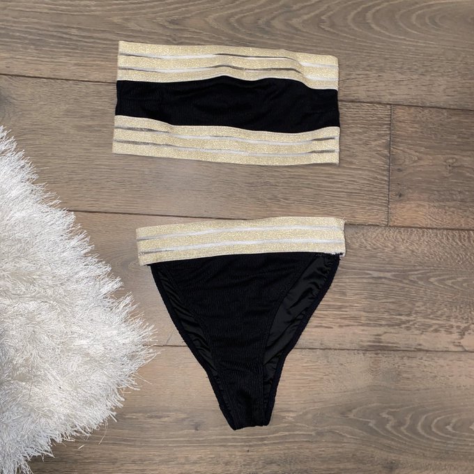 Posted more bikinis on my Poshmark✨ https://t.co/U1XYBMIQUX https://t.co/WjDdJX7Y4N