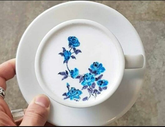 ولنا ف الأزرق حياه💙..!!