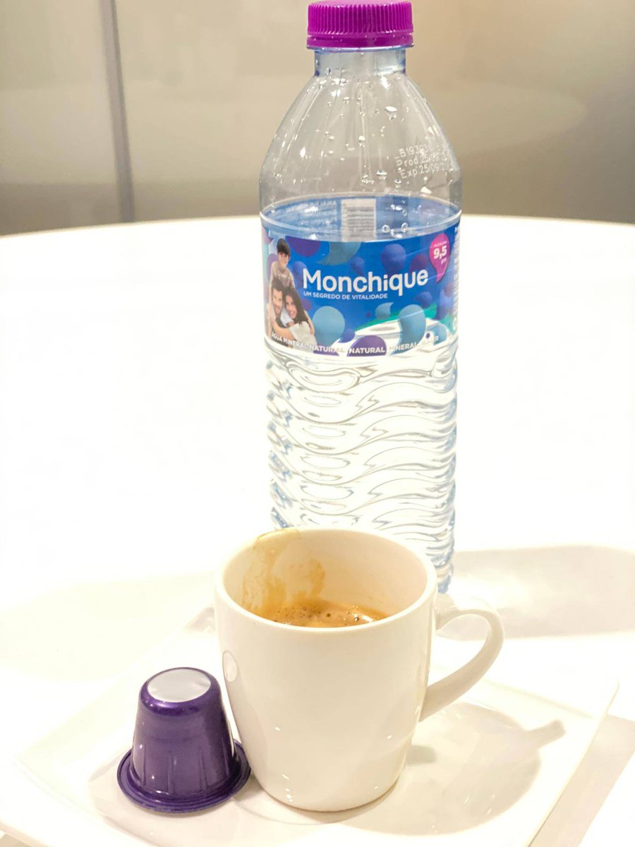 Depois de um café, compense a acidez com a alcalinidade da Monchique. 

#mantenha_se_alcalino #keep_alkaline #somos_o_que_bebemos #agua #alcalina #monchique #alkaline #water #portugal
