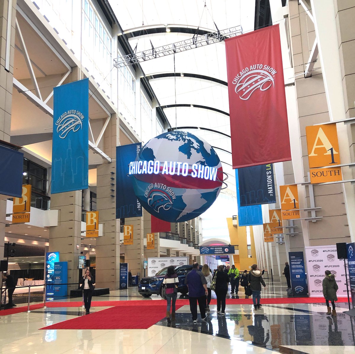 toqueandbottle's tweet photo. Currently setting up all the delicious food you can expect tonight at #FLFC2020! It's about to be an extravagant night  🌟 #CAS2020 https://t.co/MT4D3QmBfD