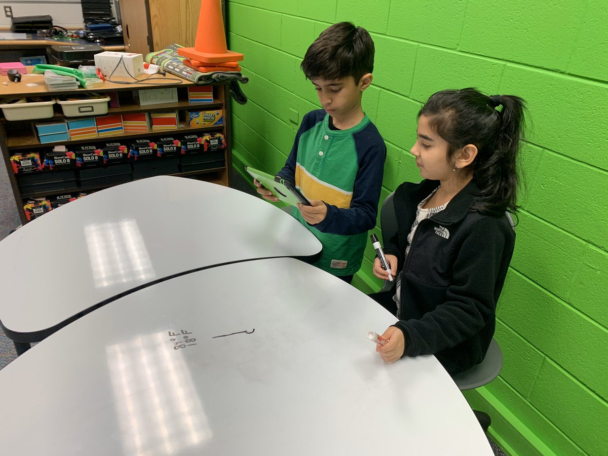 MsEichner_LIB2's tweet image. What a fun week! Ss made Stop Motion videos in SmartLab to apply their knowledge of temperature from out recent math unit, had a guest reader, and had an awesome assembly this morning! I even got to hang out with them at PE today and practice my basketball skills! 
@LCPSLiberty