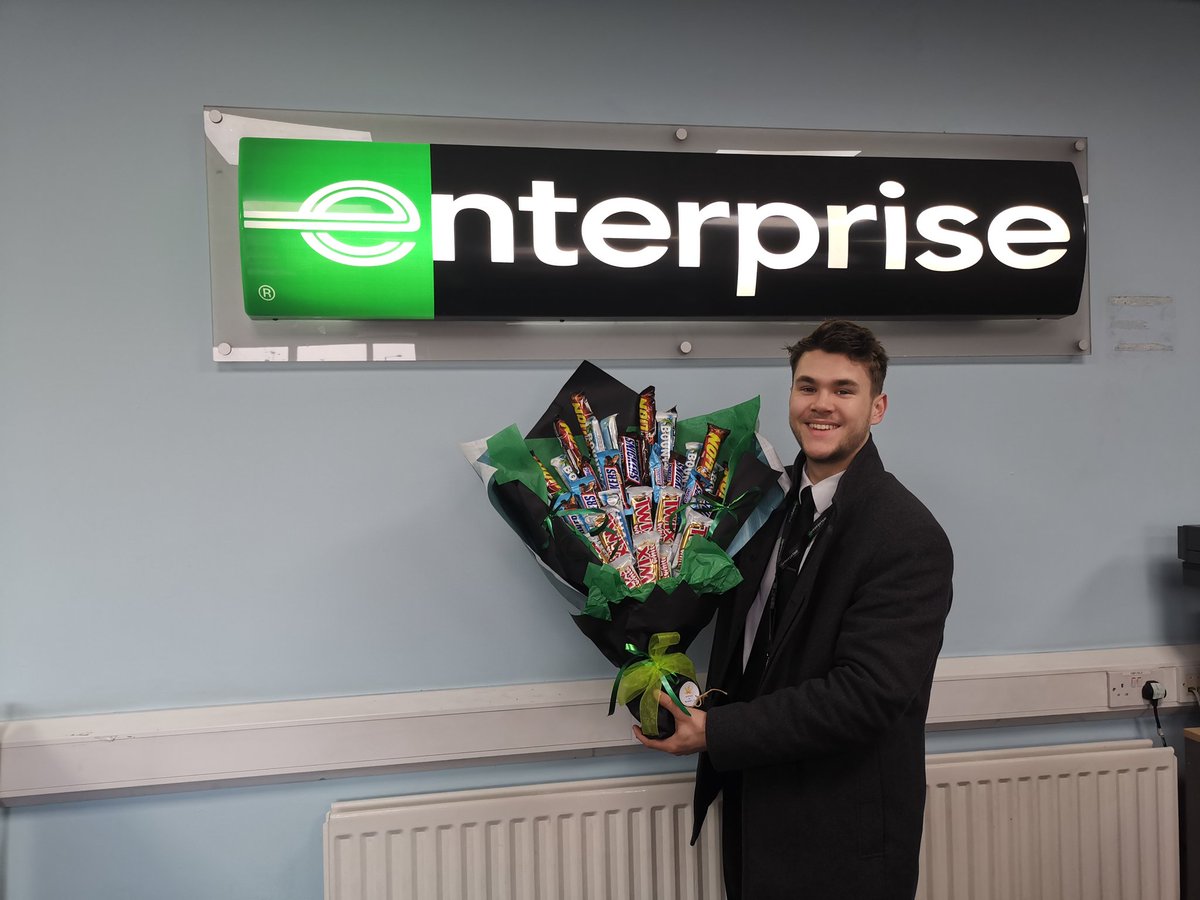 Scott Henderson (@henderprise87) on Twitter photo U865Scotchymaddogs BCAM Chris Bain showing off our great Valentines day marketing prize! A bouquet of chocolate. For every refferal we receive you not only get a fantastic service but also a shot at winning this great prize! #u8accelerate <a href="/U8Murrell/">Steve Murrell</a> <a href="/steve_walder/">Steven Walder</a> <a href="/Enterprise/">Enterprise</a> U865Scotchymaddogs BCAM Chris Bain showing off our great Valentines day marketing prize! A bouquet of chocolate. For every refferal we receive you not only get a fantastic service but also a shot at winning this great prize! #u8accelerate <a href="/U8Murrell/">Steve Murrell</a> <a href="/steve_walder/">Steven Walder</a> <a href="/Enterprise/">Enterprise</a>
