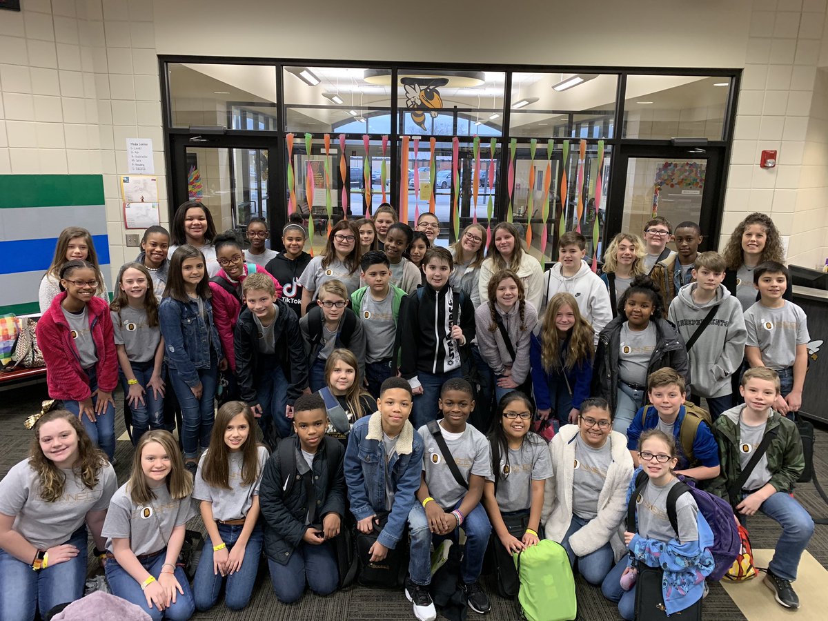 THouston83's tweet photo. Made it to my first tech fair today and I was blown away by the kids from @ocsjackets...especially @CEHOxford and my man, Carlon! #CEHPride #lotsofmedals https://t.co/QsmMBTsD10