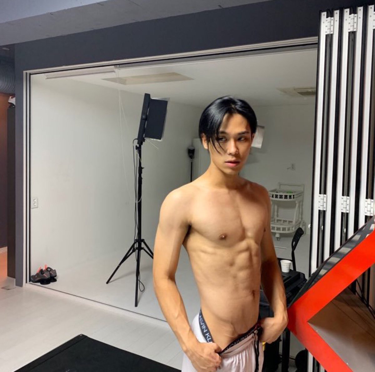 1O2LEO's tweet image. i've dreamt about you nearly every night this week.