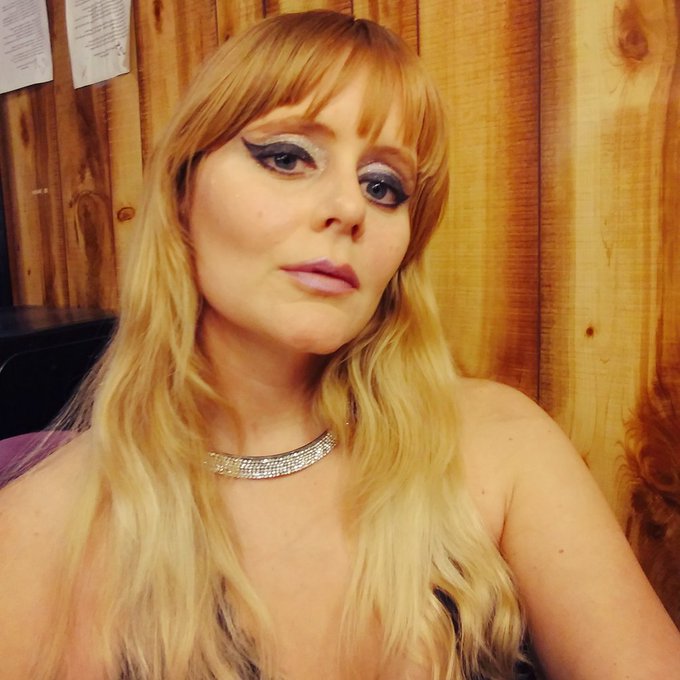 Trying to decide on today's makeup! Should I go #glam? https://t.co/fEo8rvIgd3 #sexy #glamorous https://t<a href="/tag/glam"class="tags"><span>#glam</span></a><a href="/tag/sexy"class="tags"><span>#sexy</span></a><a href="/tag/glamorous"class="tags"><span>#glamorous</span></a>