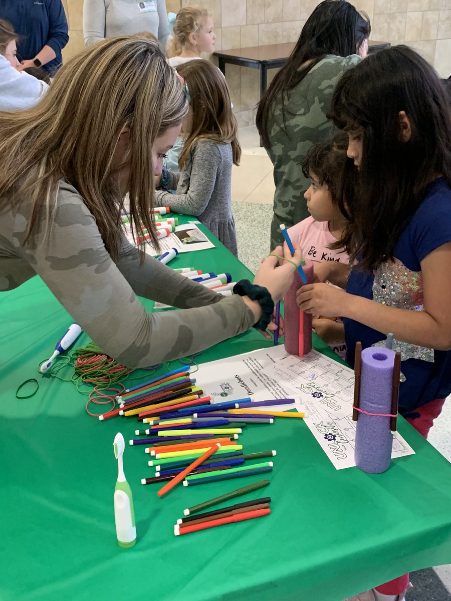 LizGoodman1's tweet image. STEMfest is happening @WilchesterSBISD !  #linkedtolearning #limitlesscuriosity