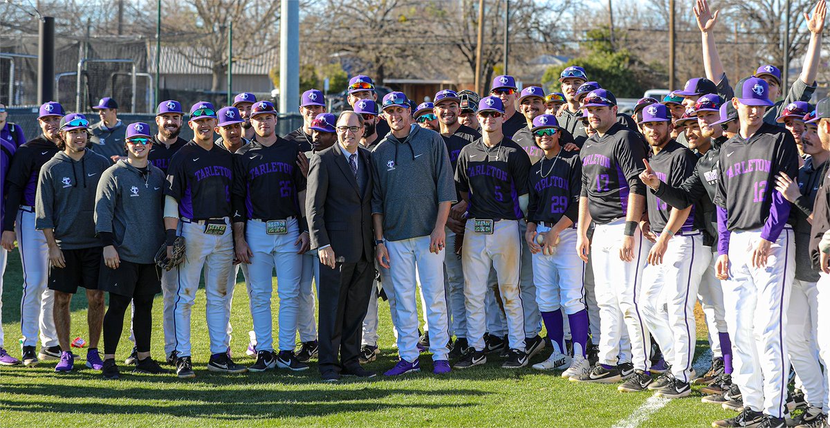 TarletonBase's tweet photo. One for the trophy case @Ameade33 ⚾️ https://t.co/crHtu0nvYU