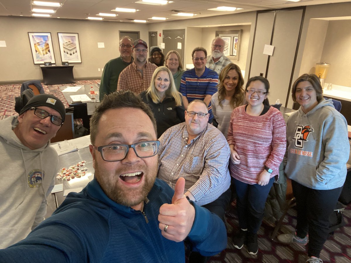 theipodteacher's tweet photo. #jonsmithclass in the house! Take that @TheEllenShow https://t.co/TNWavTneRB