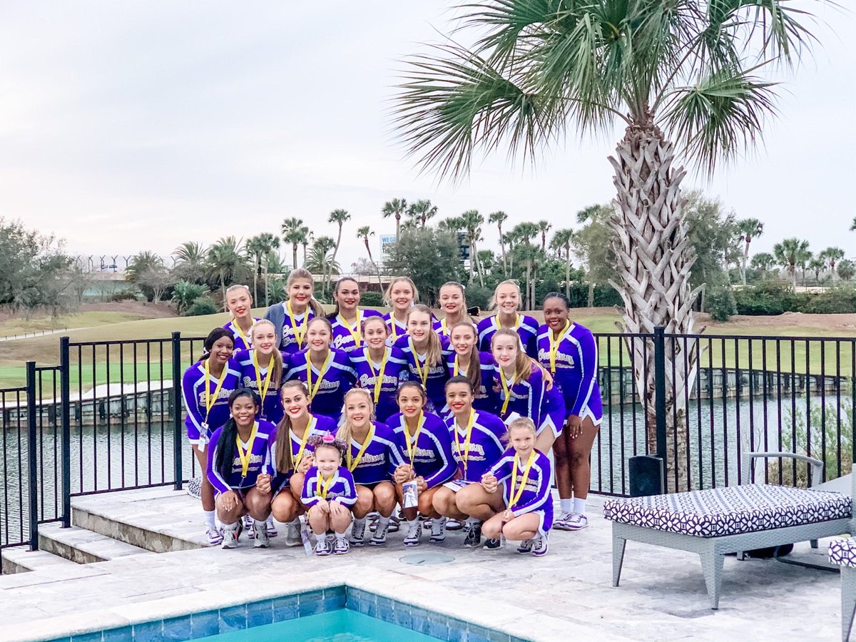 BGHSPurplesNews's tweet image. .@BGHS_Cheer just won the Game Day Division II National Championship! Prefect routine with no deductions! Congrats, ladies, we are so proud of you! #excellenceisworththeeffort