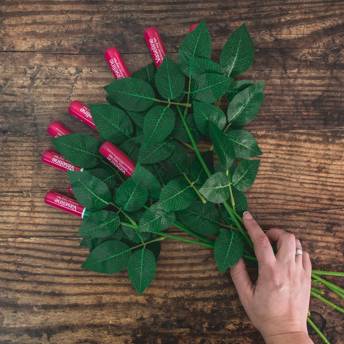 hellojoia's tweet image. This #ValentinesDay I am getting all my girls a rose that will love them back. My favorite Rosy @vaselinebrand Therapy is now in a stick! Now at @Walmart #ad #VaselineSoothingPower 
 
actv.at/66W/