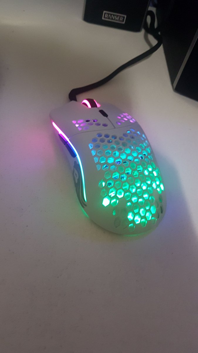 tomyinsa5's tweet photo. Queria recomendarles a @BoomImports totalmente eficientes ,rapidos y te ayudan o recomiendan lo mejor para vos comprenle trae los mejores perifericos 😎😎 Gracias por mi model o https://t.co/XzRewqVKYg