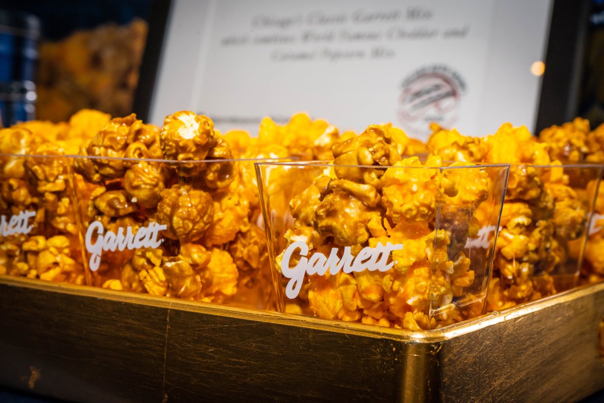 toqueandbottle's tweet photo. Welcome to #FLFC2020 everyone! Enjoy all of the delicious eats and treats tonight while stopping by each sponsored table. https://t.co/dVWHR38dB1