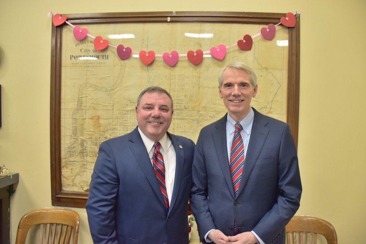 robportmanOH's tweet photo. I was honored to speak at Judge Matt McFarland’s investiture this evening. I was proud to support his confirmation and I am confident he will make Ohio proud through his distinguished service on the bench. https://t.co/NeKy7vbnIR