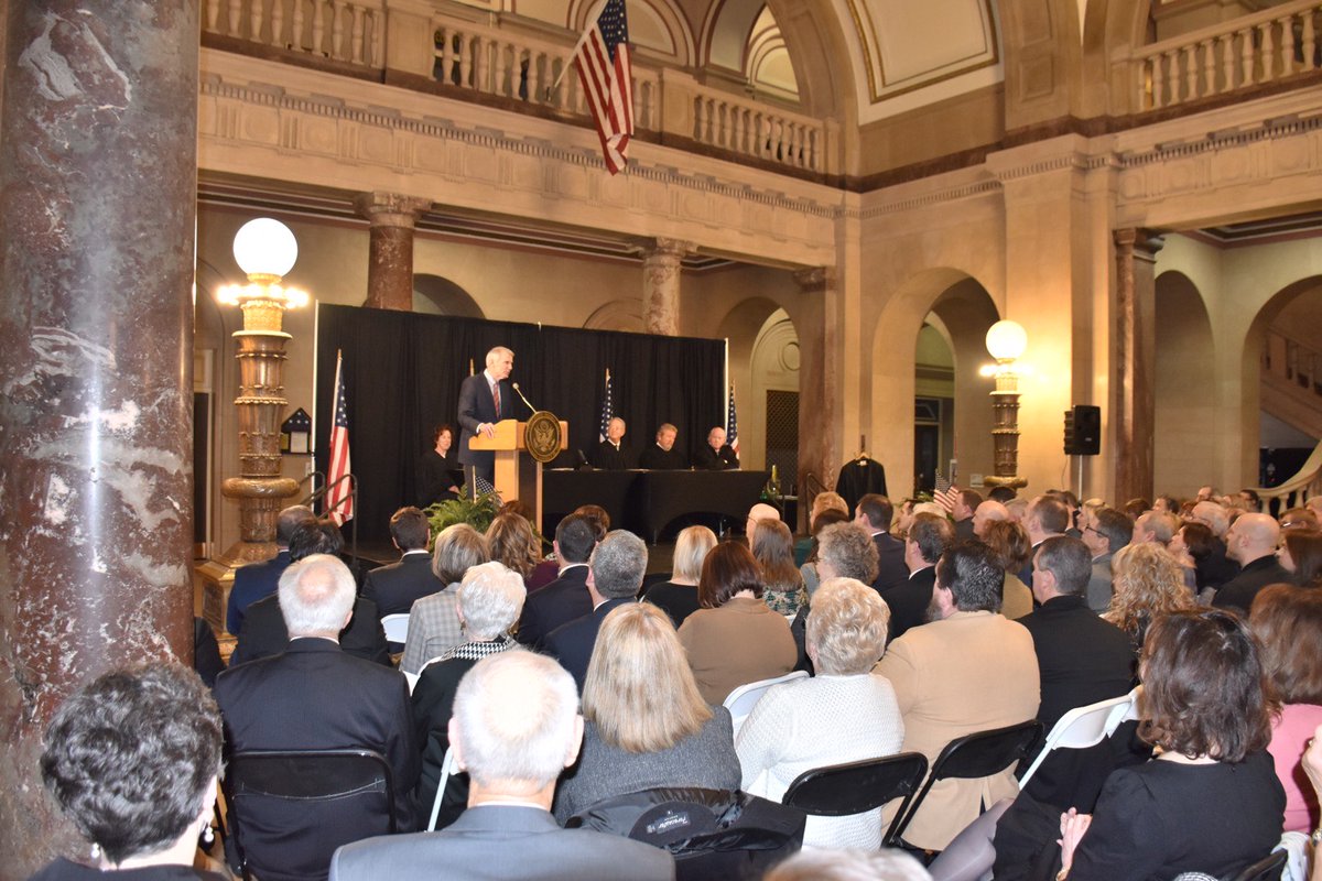 robportmanOH's tweet photo. I was honored to speak at Judge Matt McFarland’s investiture this evening. I was proud to support his confirmation and I am confident he will make Ohio proud through his distinguished service on the bench. https://t.co/NeKy7vbnIR