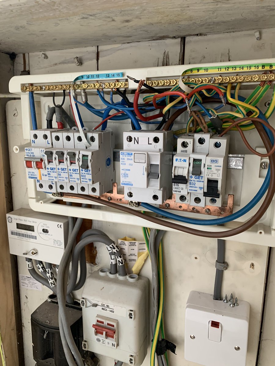 A recent board replacement/upgrade #fuseboardswap #HagerGang  #partofyourteam #electrician #electric