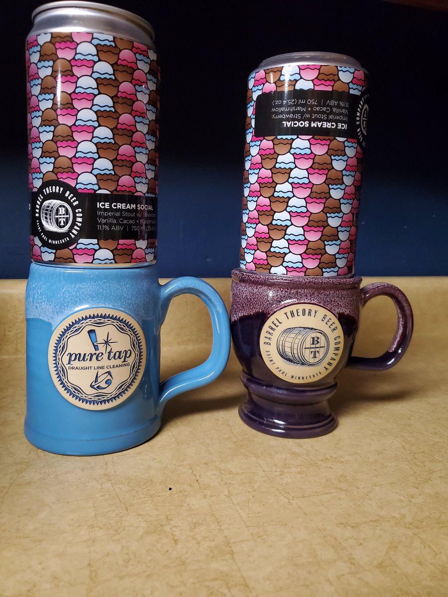 PureTapBeer's tweet image. A finely crafted product @BarrelTheory in a finely crafted product @deneenpottery! Here's to being Social!