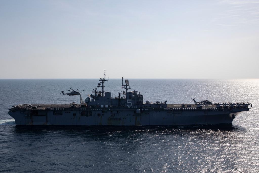USNavy's tweet photo. As the workweek ends, over 100 #USNavy ships are underway around the globe with Sailors and Marines on watch and on station in defense of our nation, supporting our allies and partners, preserving freedom of navigation and protecting the free flow of commerce. #LifeAtSea @USMC https://t.co/zJVFLy5Zs6