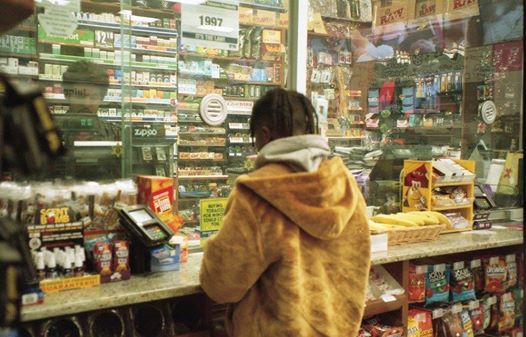 BlockClubCHI's tweet photo. Ordering a meal through a sheet of bulletproof glass. Walking through metal detectors every morning on your way to class.

@mbmhmc founder Jahmal Cole will talk with Block Club's @thewayoftheid about his new book, "It's Not Regular," on Feb. 19.

Details: https://t.co/hukBaMvhND https://t.co/RQIebgE8U9