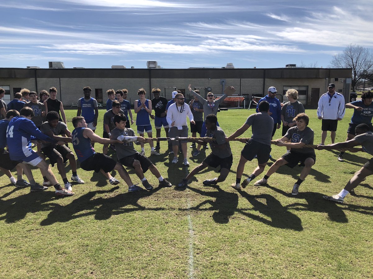 ColtonTraylor's tweet photo. Ended the week with some competition! #SHPanthers https://t.co/ZYCKnAMP97