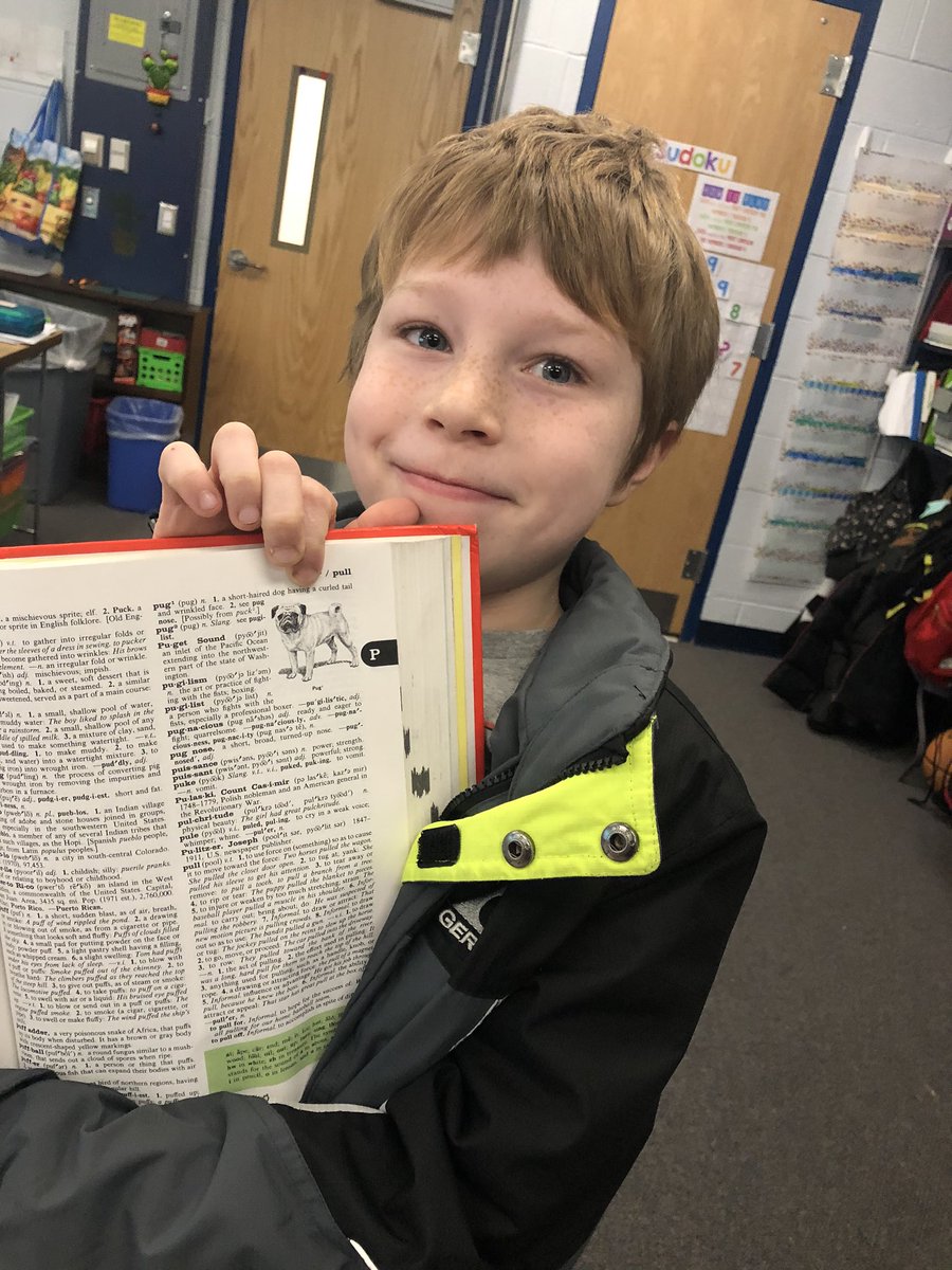 BUZZin2ndGrade's tweet image. Dove into using dictionaries this week!! 📖 #guidewords #ABCorder #definitions