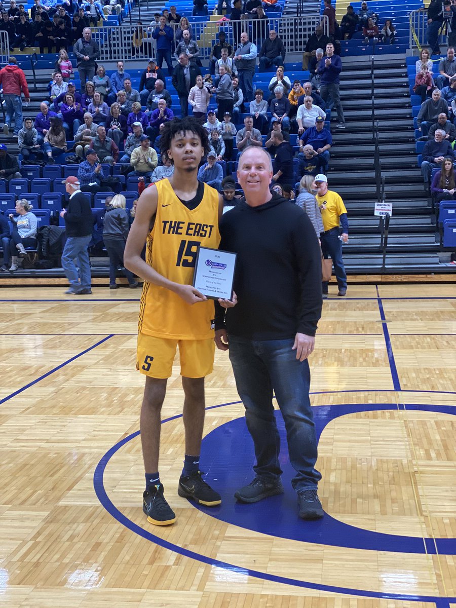 BofO_SO's tweet image. Game 1: Final - Springfield Southeast defeats Mascoutah 72-58 Doug Nitz from Custom Floors &amp;amp; More presented @jamesdentjr10 with the games’ MVP.