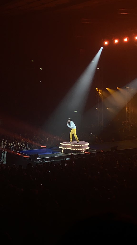 mikuzzolo's tweet photo. Bhe che dire follettini e follettine, Mika non delude mai❤️
@jackilbarbone https://t.co/fMxhzhZZrP