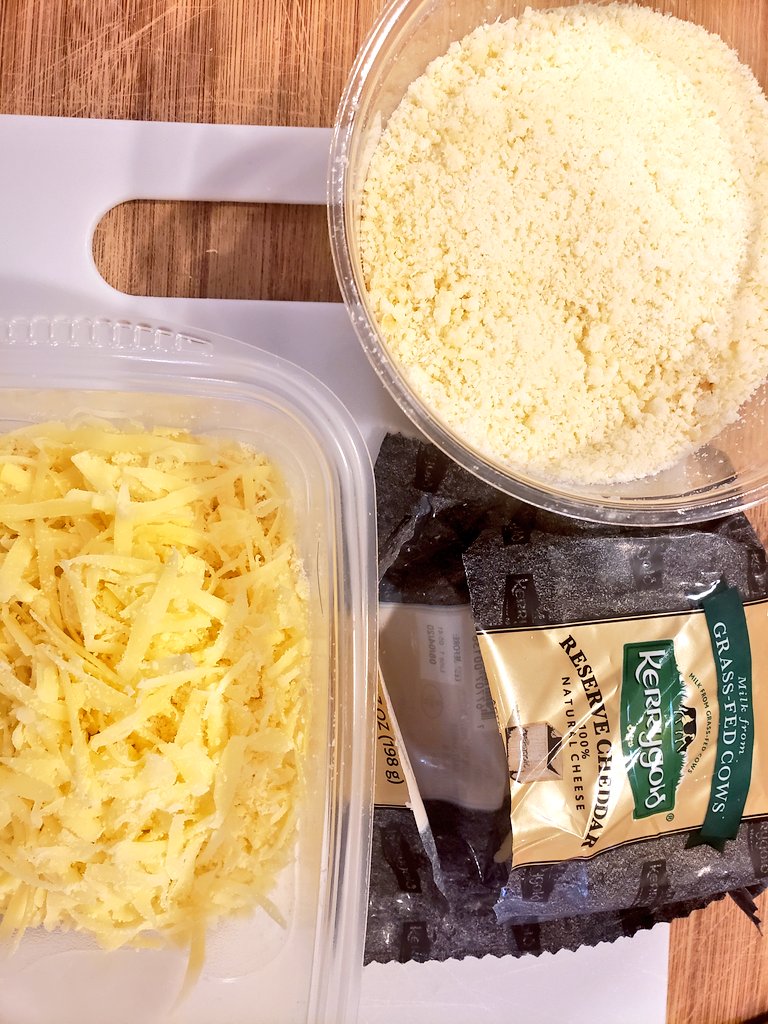 traderstewie's tweet image. Potatoes au gratin on the menu.... 
Bout to hit the hot oven!