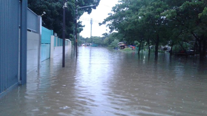 Lihat gambar di Twitter