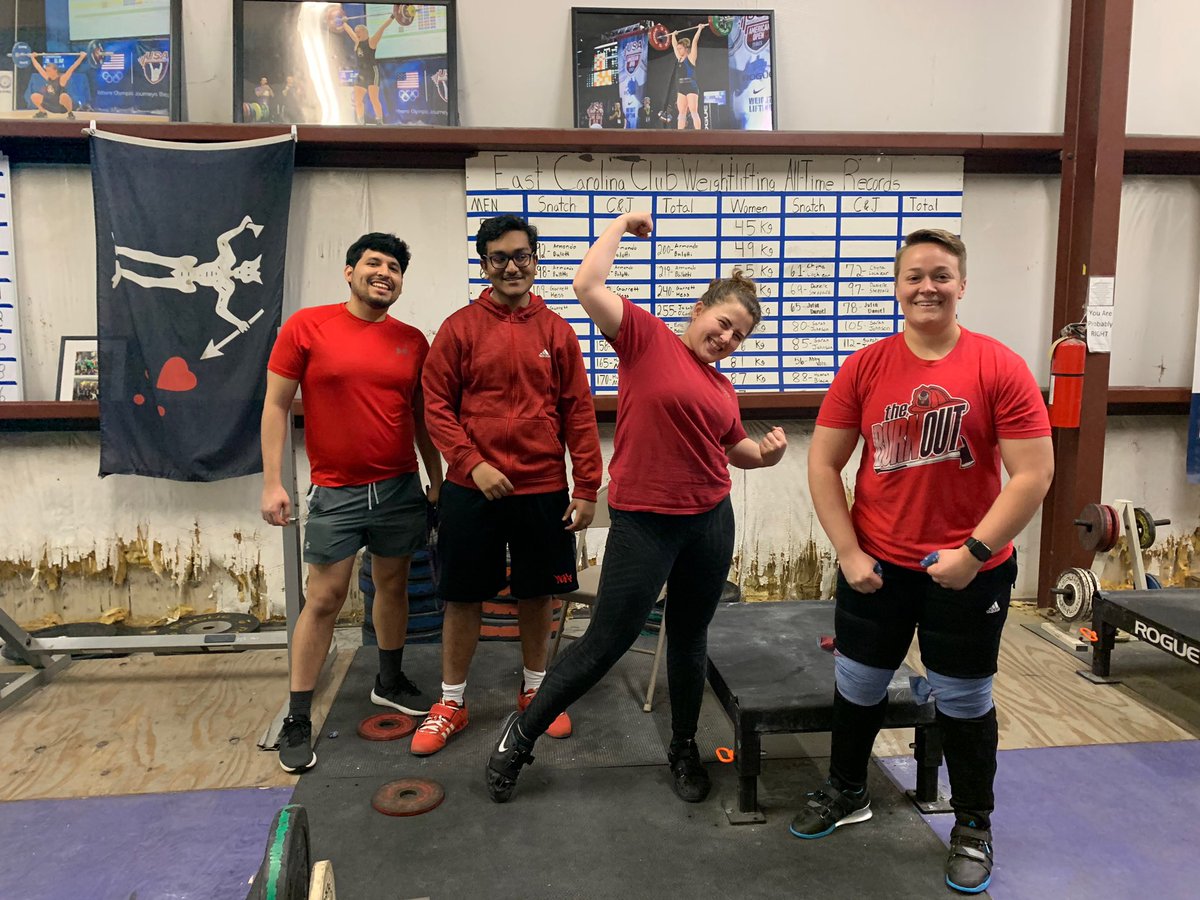 ECU weightlifting wearing red for heart health❤️💜💛