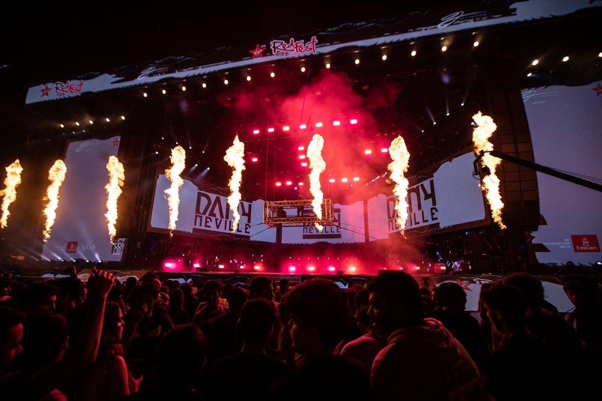 RedFestDXB's tweet image. #RedFestDXB went to a whole new level with @danyneville last night! 🔥