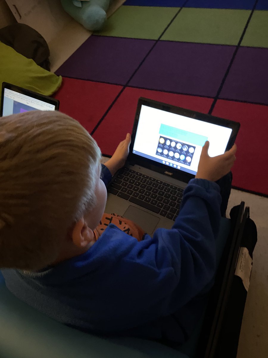 gibbs3rdgrade's tweet image. Ss used @BookCreatorApp to make a book about the planets in order from the sun. We used our library resources to research for it. They loved it and would beg to work on their books! @ElemRob #robinsonisd #planets #thirdgradescience