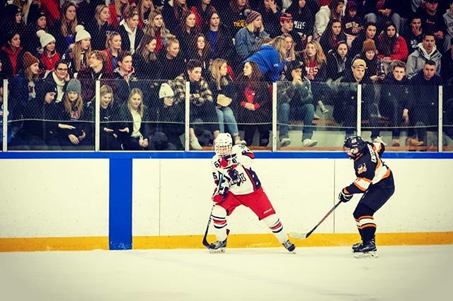 alcamphoto's tweet photo. MHS VS SHS
Check out that crowd watching Maloney working the drop pass!
.
.
.
#halifaxnoise #hockey #hockeylife #actionsportsphotography #hockeygame #sportsphotgraphy #actionsports #actionshots #sports #hockeycanada #Canon #7dmkll #hockeyplayers #instas… https://t.co/NLGT90I7HQ https://t.co/C3SYflsJES