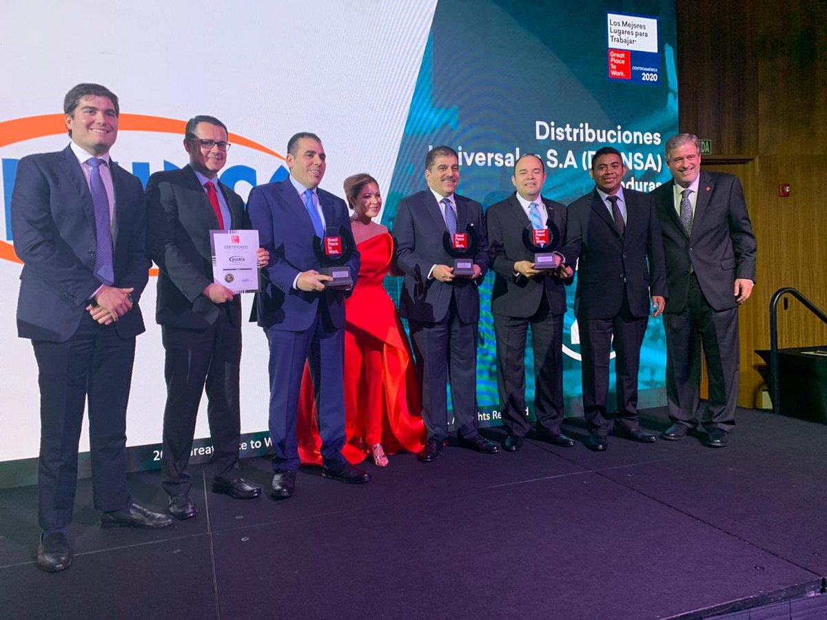 jgfaraj's tweet photo. Que gran honor recibir con el equipo de @diunsahn el Certificado de Great Place to Work. Quedamos en la posicion #1 para Honduras y #2 Centroamerica!! Felicidades a todo el equipo de @diunsahn!!! https://t.co/edz6niq9SV