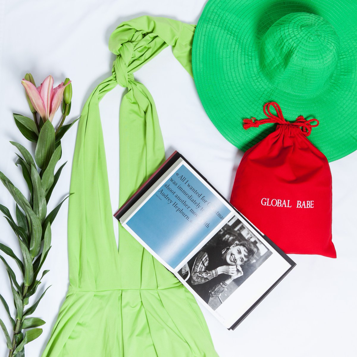 GlobalBabes's tweet photo. At Global Babe, we adore a monochrome look. Pairing green on green creates a style that's effortlessly chic.

#globalbabestyle #styletips #globalbabeofficial #womeninbusiness #slowfashion #savetheplanet #protectyourbestasset https://t.co/voFqrsJupO
