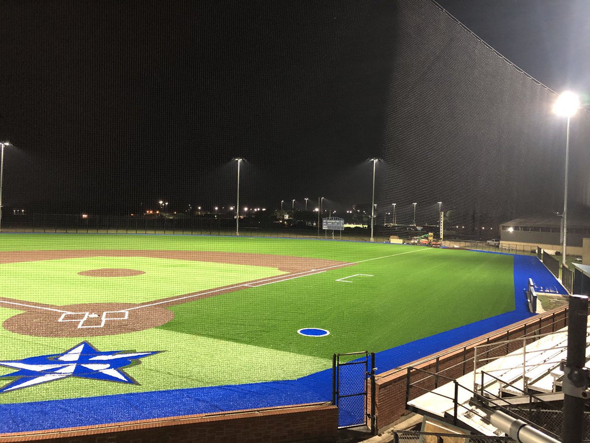 RSS_Baseball's tweet photo. The finishing touches! Such a beautiful sight. https://t.co/v9RL0gEsgx