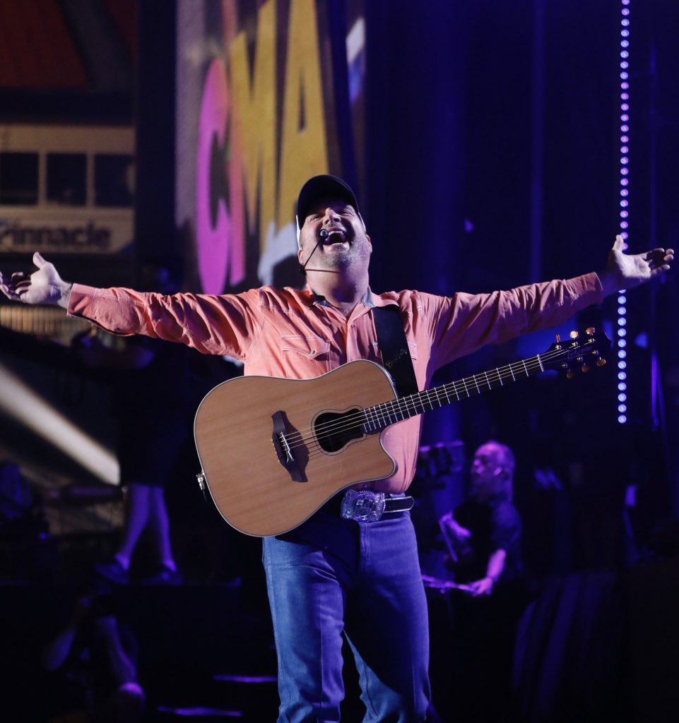 Happy 58th birthday Garth Brooks  