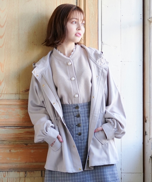 MAJESTICLEGONjp's tweet image. #SPRINGOUTER
メリハリのあるシルエットでスタイルUP😉💓💓
ミディ丈で少し大人なカジュアルコーデ🐶🌿
2/13(THU)店舗入荷予定🎼✨

#ウエストキュッとミディブルゾン
store.cityhill.co.jp/item/938404.ht…

@77_naachan
@MAJESTICLEGONjp
#マジェスティックレゴン
#MAJESTICLEGON
#加藤ナナ
#春アウター