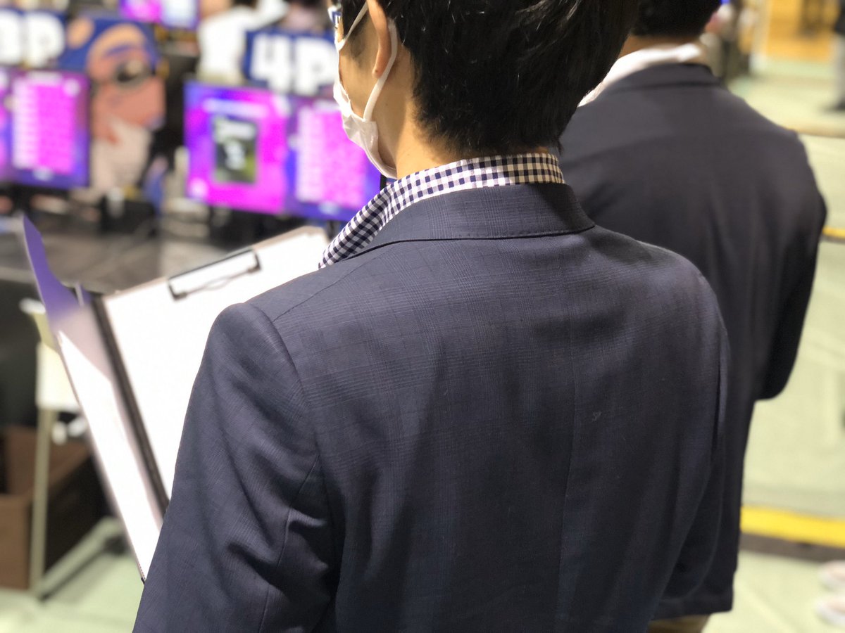 「第5回スプラトゥーン甲子園」DAY1

読売ジャイアンツの球団職員も視察中！
5月30日に開催の「eドラフト会議」にむけて、指名候補者は現れるのか…？！

#giants #プロ野球 #NPBスプラトゥーン