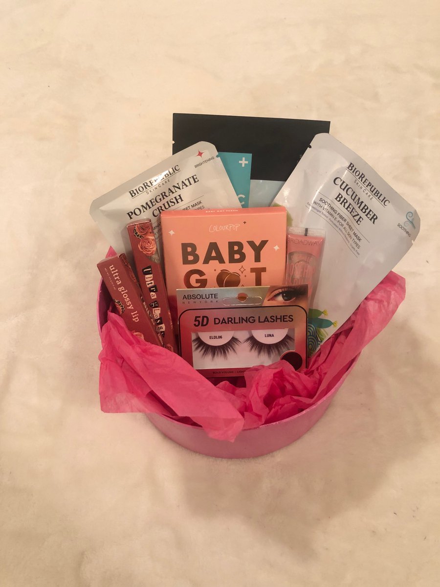 TheGivingBoxCo's tweet image. Now its time to do what you need to do and treat yourself this Valentines Day. Visit TheGivingBoxCo.net