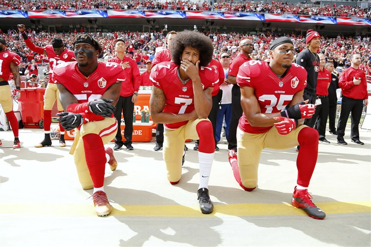 MattMurphSoc220's tweet photo. @SociologyTheory Tweet 1 Discourse:

The message we communicate sometimes may be not interpreted how we fully intended. For example, Kap kneeling for the anthem was interpreted in a way Kap did not intend. https://t.co/KUaIUxT0lB