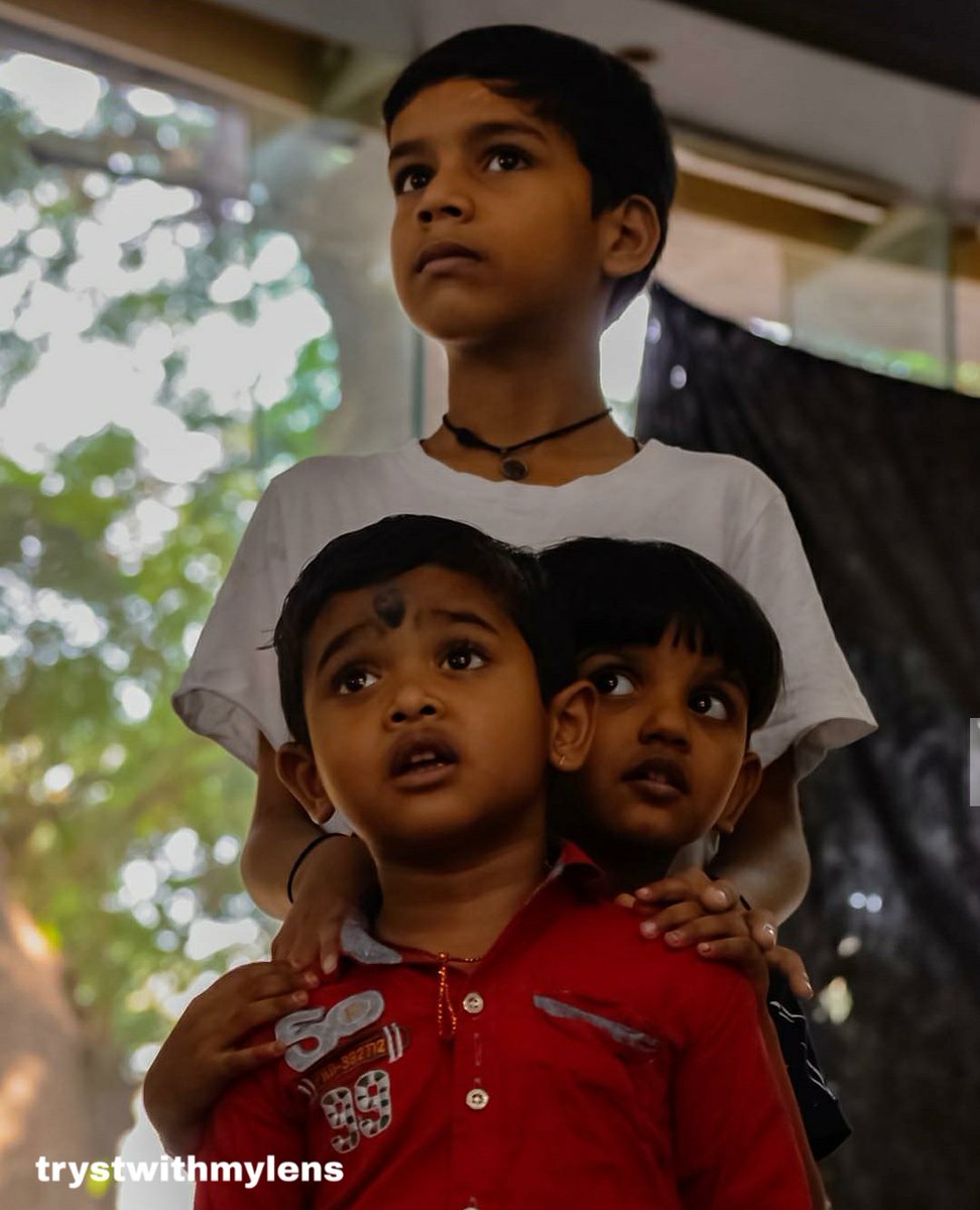 trystwithmylens's tweet photo. Innocence at its peak👶🏻
.
in frame : These cuties🌝 .
.
#nikond3300 #kidsphotography #indianphotography #instagramindia #instagram 
.
Comment your views :
.
@NikonIndia https://t.co/aX84pt7b1t https://t.co/oJQyxjwTgc