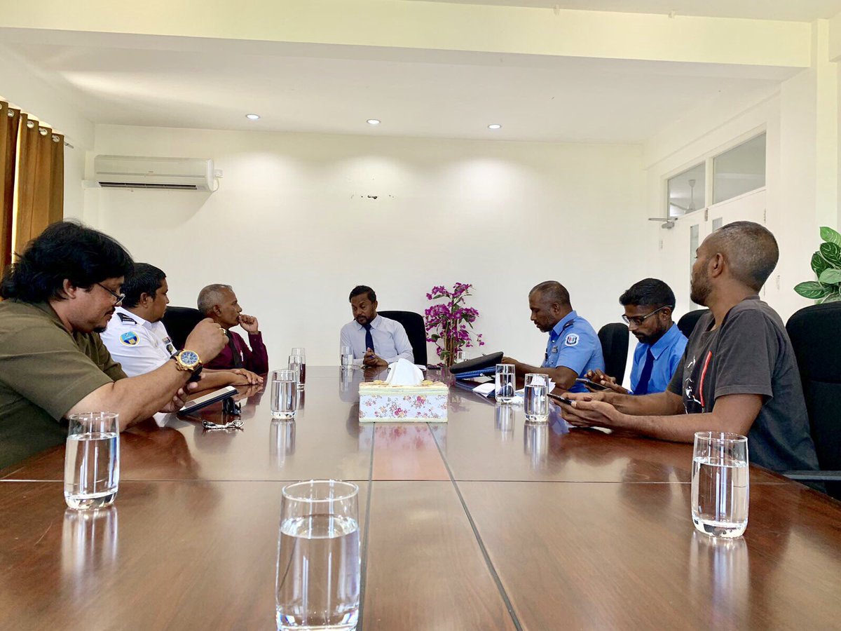 GaHospital's tweet photo. Cronavirus aai behay gothun Sector thakuge verinnai eku  beyvunu mashvara baddhaluvumuge therein !

#nCoV2019 
#MoHmv 
#HPA_MV https://t.co/UXwSOwSCHI