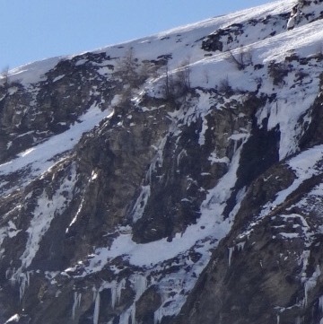 MyTreeTV's tweet photo. #thermi51 #gemmi #switzerland #valais #wallis #Leukerbad #Mmmm #alps #winterwonderland #beautifuldestinatons #bluesky #dreamdestination #fotoarchitekt #fotodesigner #fotogestalter #fotokomponist #gemmipass #gutenmorgen #inlovewithswitzerland #instago #in… https://t.co/H8MoH5PMny https://t.co/dZT1GnLnPo
