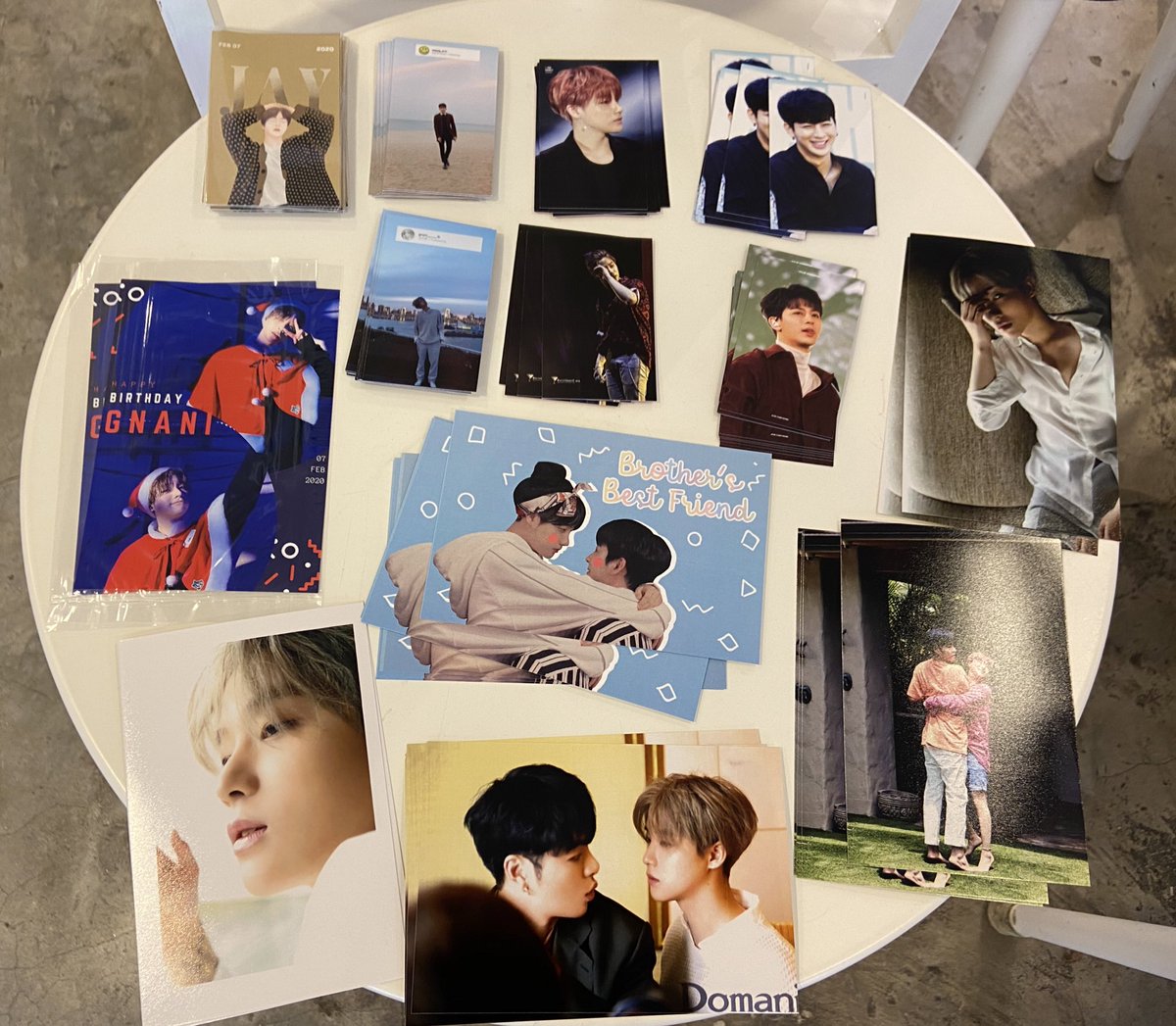 BdayJAYSONG's tweet photo. Giveaway 🎁
อยู่ตรงนี้นะคะ อย่าลืมมารับกันน๊า

#BeautifuldayJAYSONG 
#iKON #Jinhwan #Yunhyeong https://t.co/Y9ksypwprz