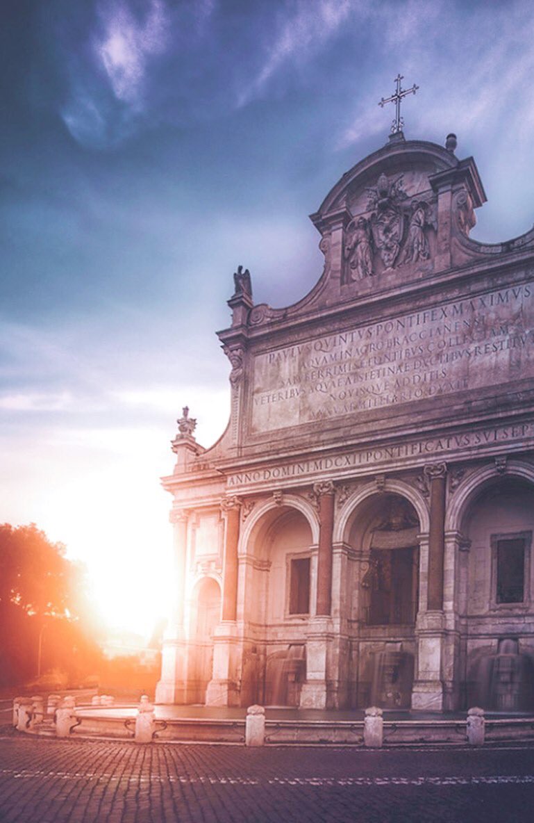 TrastevereRM's tweet photo. Buongiorno dar "Funtanone der Gianicolo", Sotto er Sole de Roma🧡 https://t.co/zfNvZpRo3R
